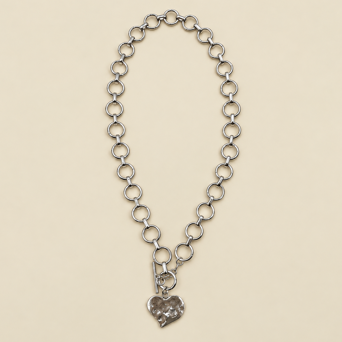 NOTABLE HAMMERED HEART FRONT TOGGLE NECKLACE | 40NK9476