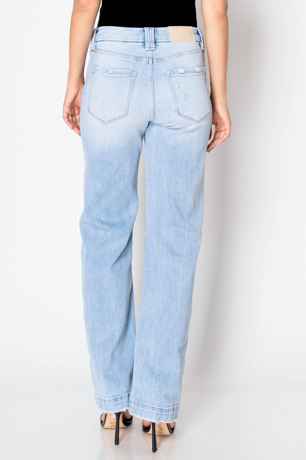 TUMMY CONTROL HIGH RISE RELAXED STRAIGHT LEG JEANS